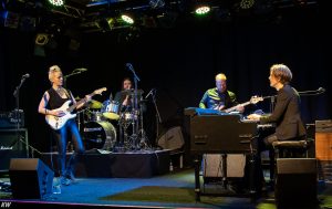 Beebee and the bluebirds @ Katalin, Uppsala