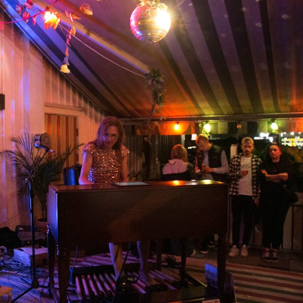 Orgelparty @ Kafé de Luxe, Växjö on August 19, 2022 9:00 pm