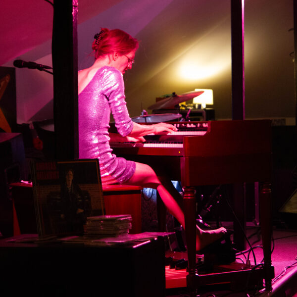 Andreas Hellkvist solo @ Guitars - The museum, Umeå on December 2, 2023 2:00 pm